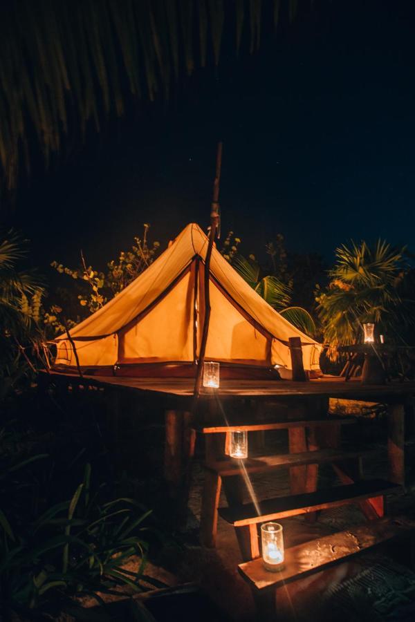 Glamp Ikal Tulum Hotell Exteriör bild